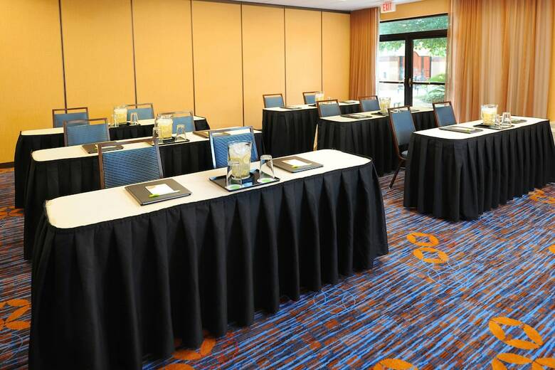 Hotel Courtyard By Marriott San Antonio Airport