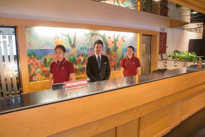 Tai-pan Hotel