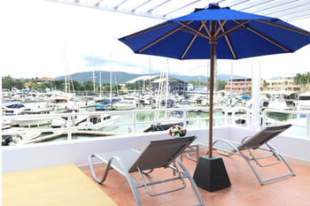 Hotel Boat Lagoon Resort