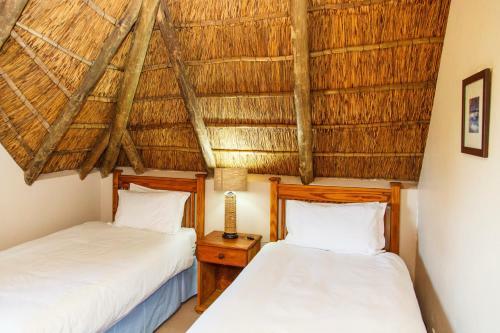 Hostal The Celtis Manor Guest House