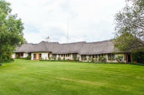 Hostal The Celtis Manor Guest House