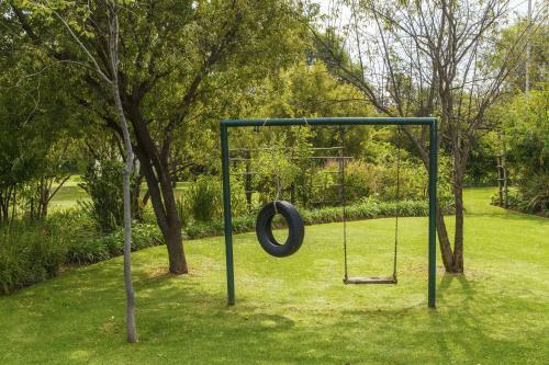 Hostal The Celtis Manor Guest House