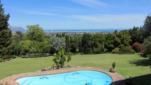 Hostal Villa Bellevue Guesthouse