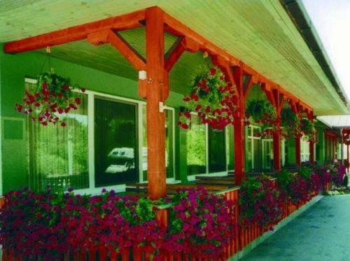 Hostal Motel Kod Bakija