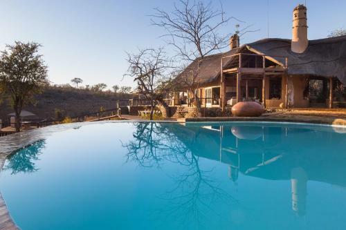 Royal Madikwe Luxury Safari Lodge