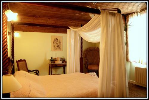 Bed & Breakfast La Villa Bleue De Mauleon