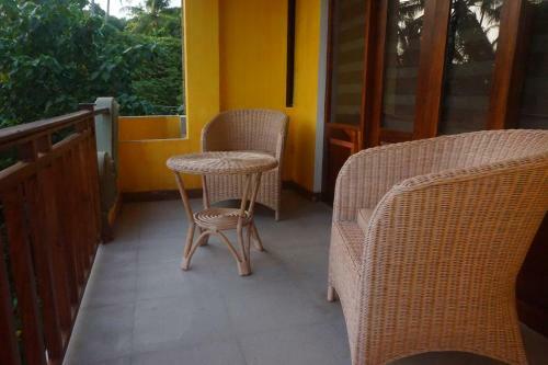 Hotel Thaprobane Beach House