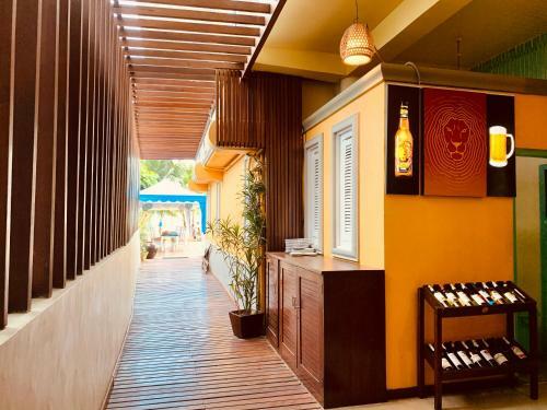 Hotel Thaprobane Beach House