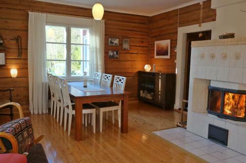 Uitonpuisto Holiday Home