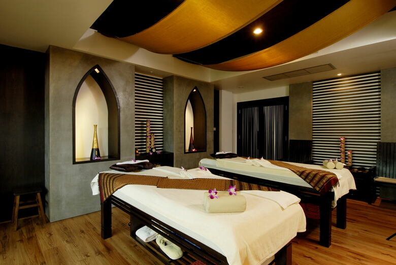 Hotel Karon Sea Sands Resort