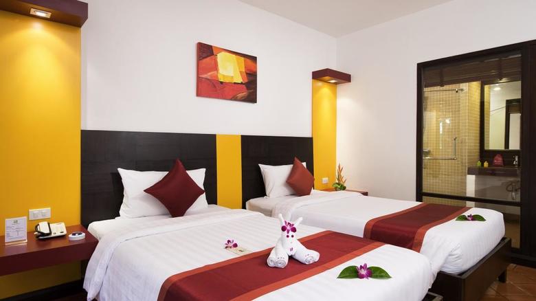 Hotel All Seasons Naiharn Phuket