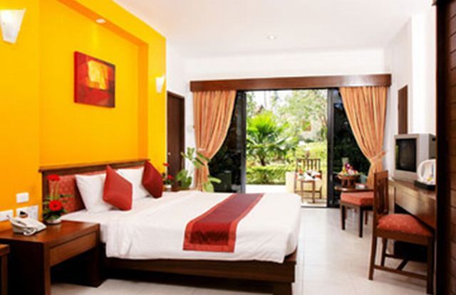Hotel All Seasons Naiharn Phuket