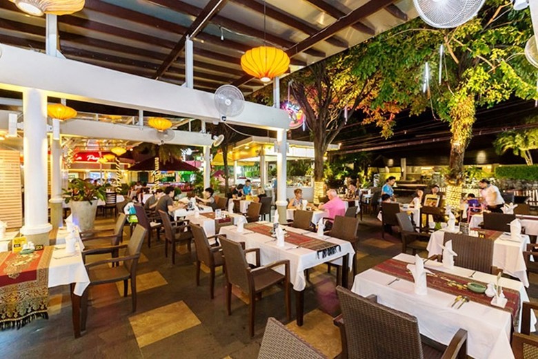 Hotel Thara Patong Beach Resort