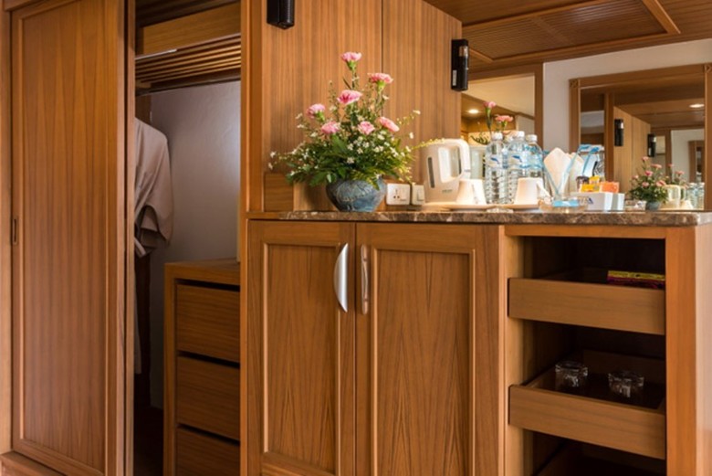 Hotel Thara Patong Beach Resort