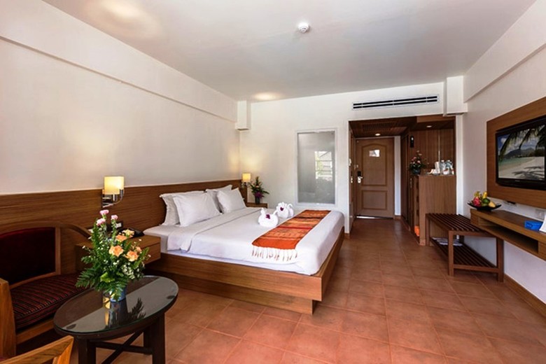 Hotel Thara Patong Beach Resort