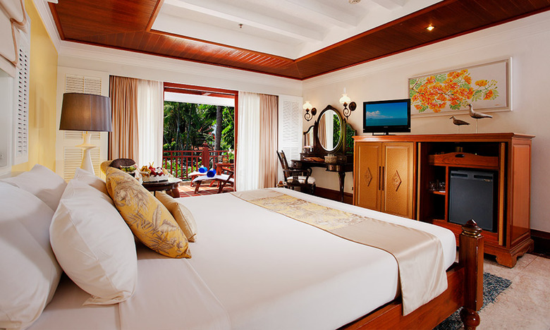 Hotel Thavorn Beach Village & Spa