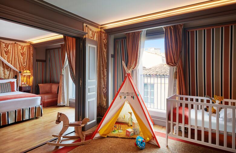 Grand Hotel De Bordeaux & Spa
