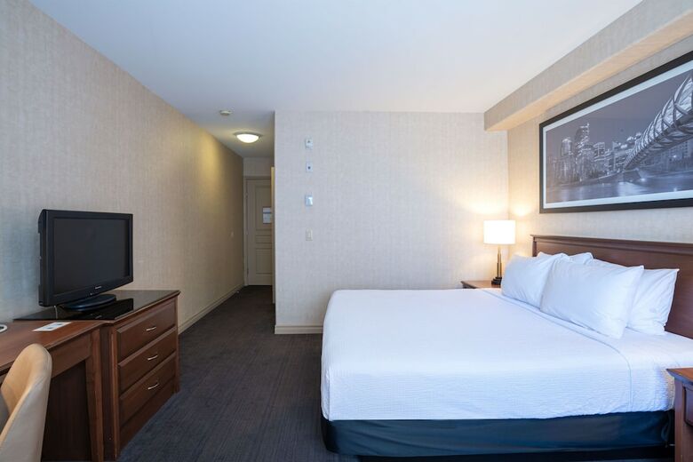 Sandman Hotel Calgary Airport