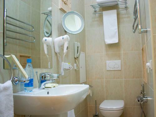 Hotel Alleya Grand