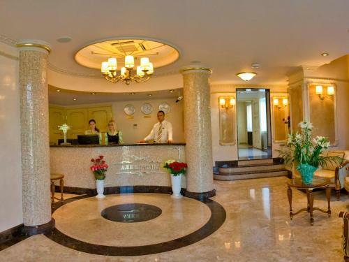Hotel Alleya Grand