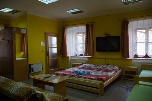 Hostal Penzion H-market