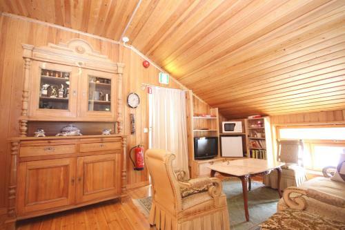 Bed & Breakfast Jokelan Kartano