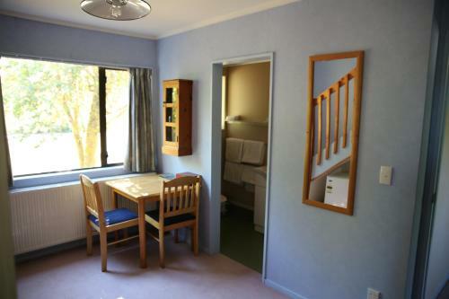 Tussock Grove Boutique Hotel