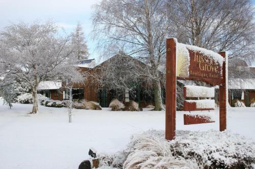 Tussock Grove Boutique Hotel