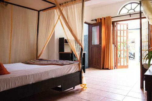 Bed & Breakfast Villa Taprobane