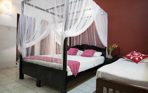 Bed & Breakfast Villa Taprobane