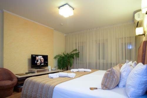7 Sky Hotel Klinicheskaya Street