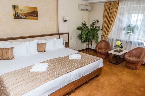 7 Sky Hotel Klinicheskaya Street