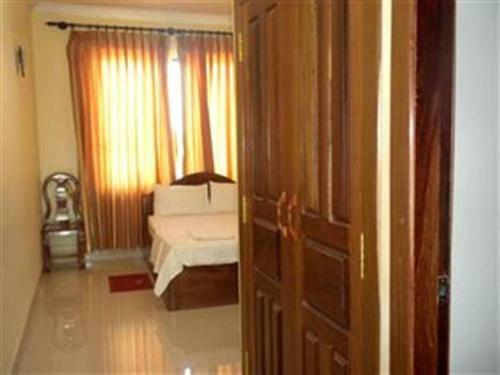 Nyny Hotel