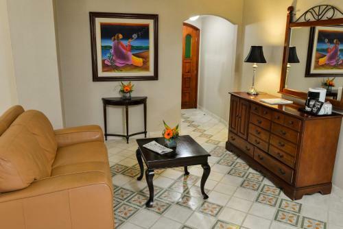 Hotel Plaza Del General