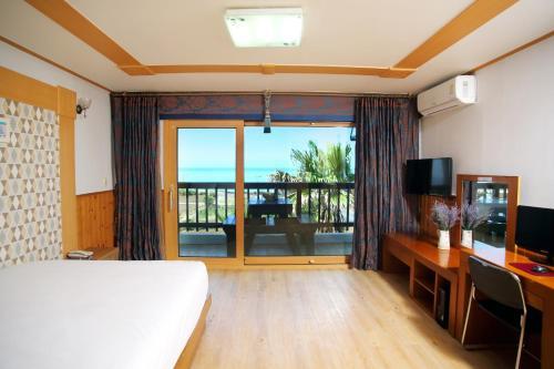 Hawaii Pension