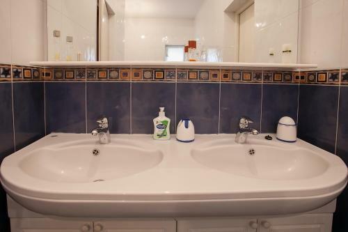 Hostal Guesthouse Hortenzija