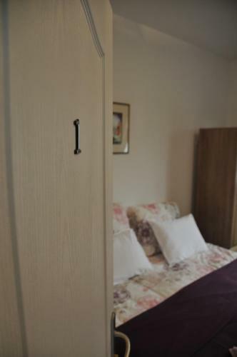 Hostal Guesthouse Hortenzija