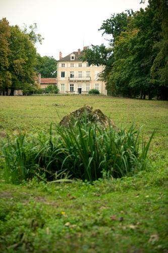 Bed & Breakfast Le Chateau De La Vierge