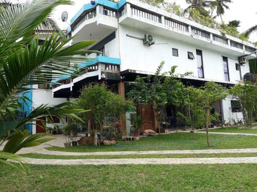 Hostal Relax Inn Hikkaduwa