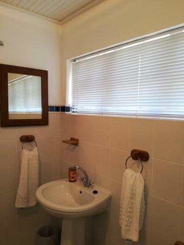 Hostal Livesey Lodge Guest House