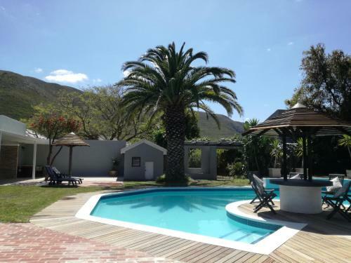 Hostal Livesey Lodge Guest House