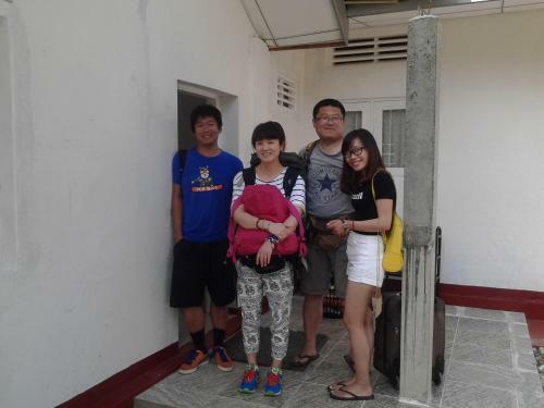 Hostal Bandhusena House & Apartment