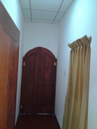 Hostal Bandhusena House & Apartment