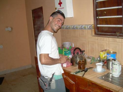 Hostal Bandhusena House & Apartment