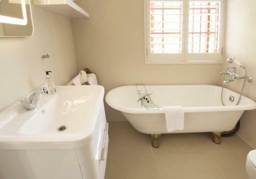 Hostal Klein Waterval Riverside Lodge