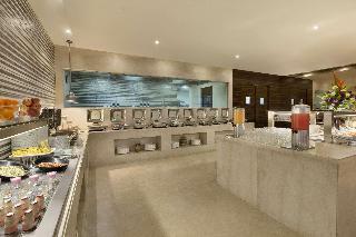 Hotel Howard Johnson Bengaluru Hebbal