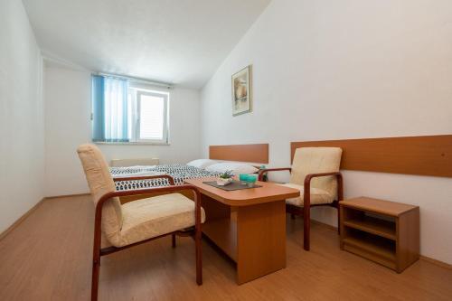 Apartments Obradovi?