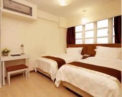Ole London Hotel