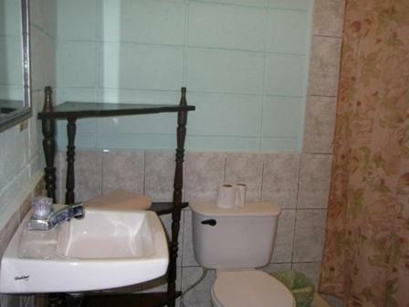 Hostal Guesthouse Dos Molinos B&B