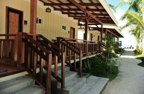 Hotel Anika Island Resort